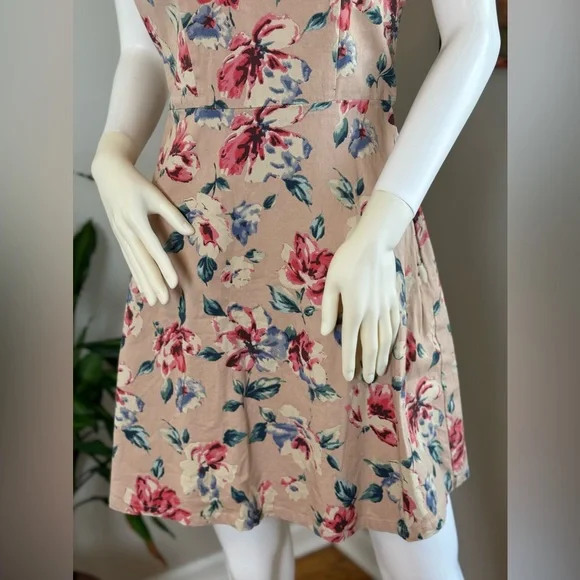 Charming Charlie Khaki Floral Cut Out Dress Size Medium - Picture 12 of 13